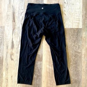 Lululemon capri leggings-black